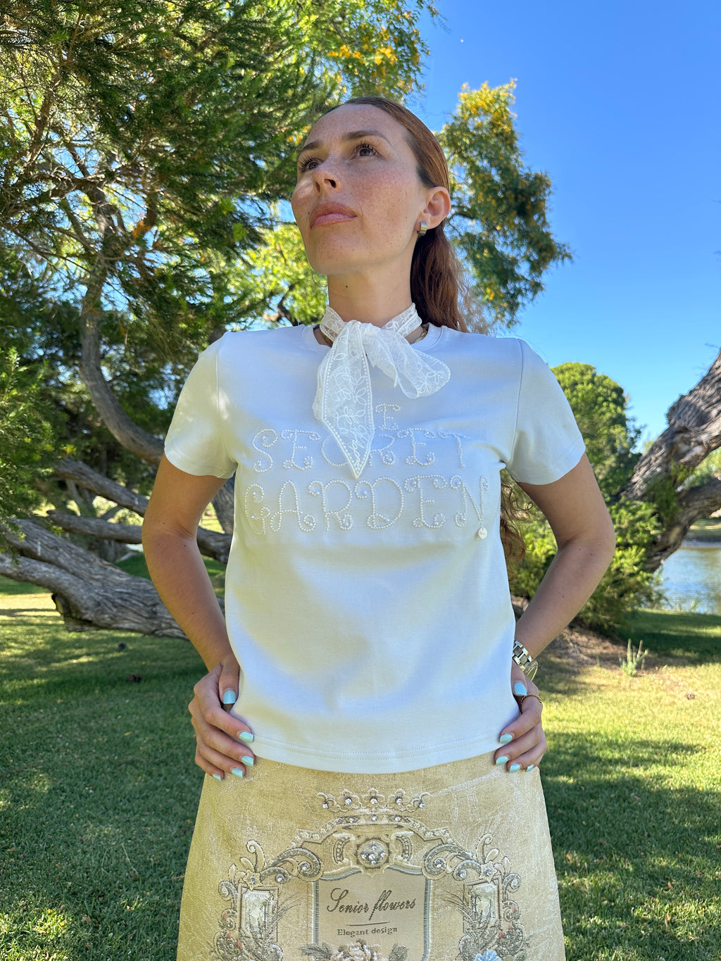T-shirt Véu Bordado