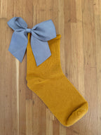 Meias Laço Velado  - Amarelo Torrado com Laço Cinza Claro