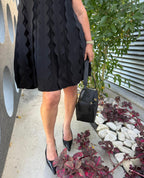Vestido Ondas Estruturadas - Preto