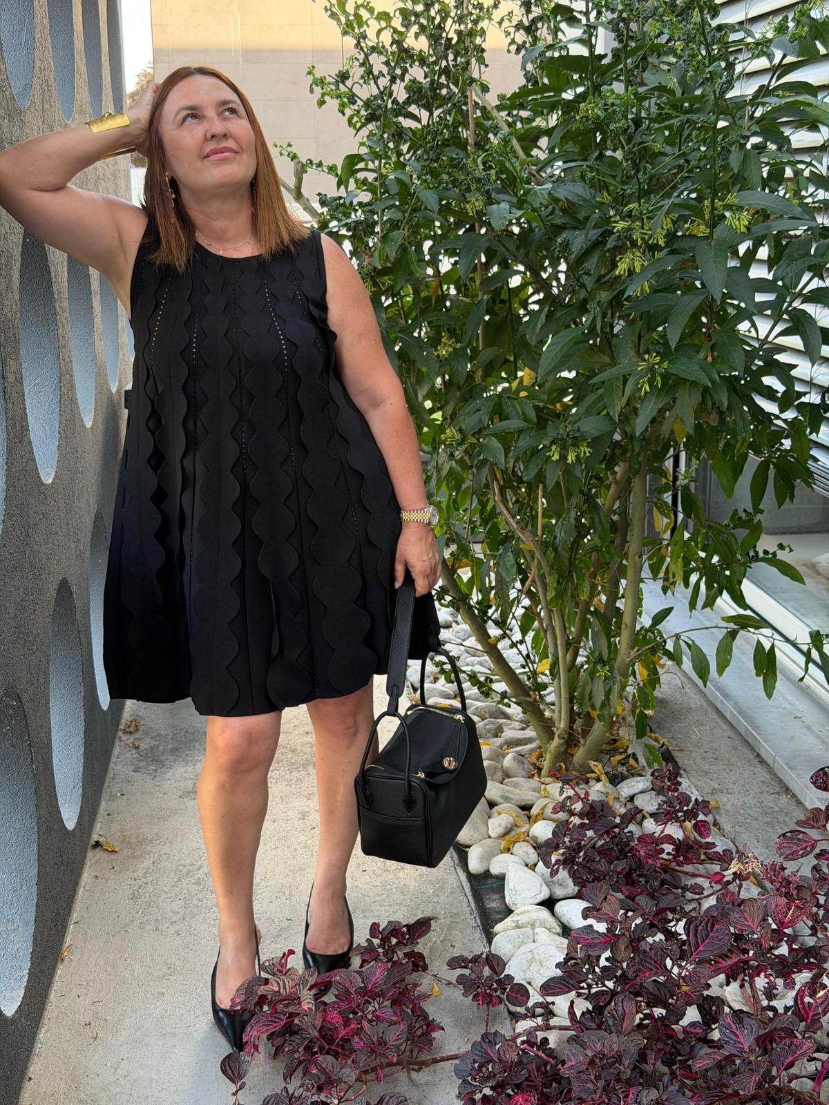 Vestido Ondas Estruturadas - Preto