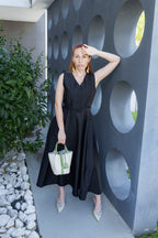 Vestido Eixo Silencioso - Preto