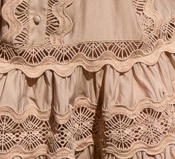 Vestido Luz Suspensa - Bege